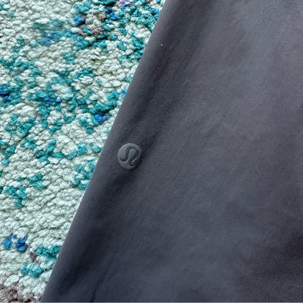 🐨Gray Lululemon Pants🐨 - Picture 6 of 10